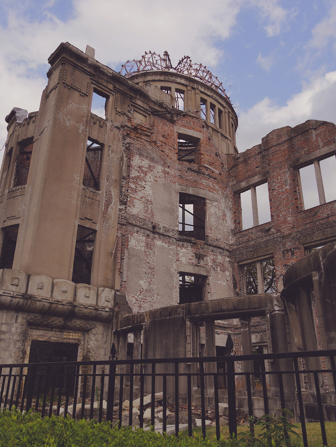 Genbaku Dome (Atomic Bomb Dome) - Hiroshima - © Claire Blumenfeld