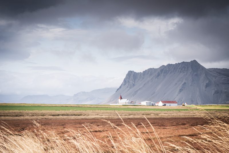 Une ferme sur la péninsule de Snæfellsnes en Islande © Claire Blumenfeld