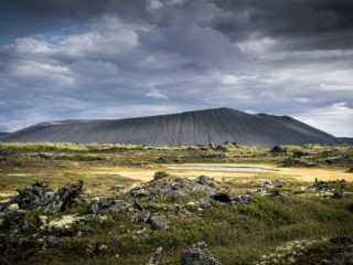 Le cratère volcanique “Hverfjall” dans le nord de l’Islande © Claire Blumenfeld