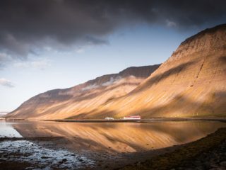 The Ísafjörður fjord in northwestern Iceland © Claire Blumenfeld
