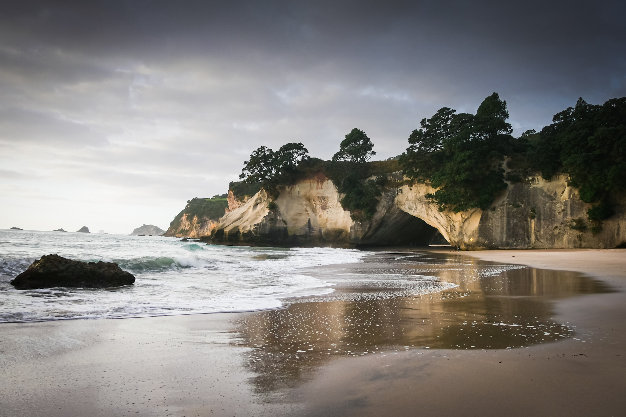 Cathedral Cove, North Island, New Zealand © Claire Blumenfeld