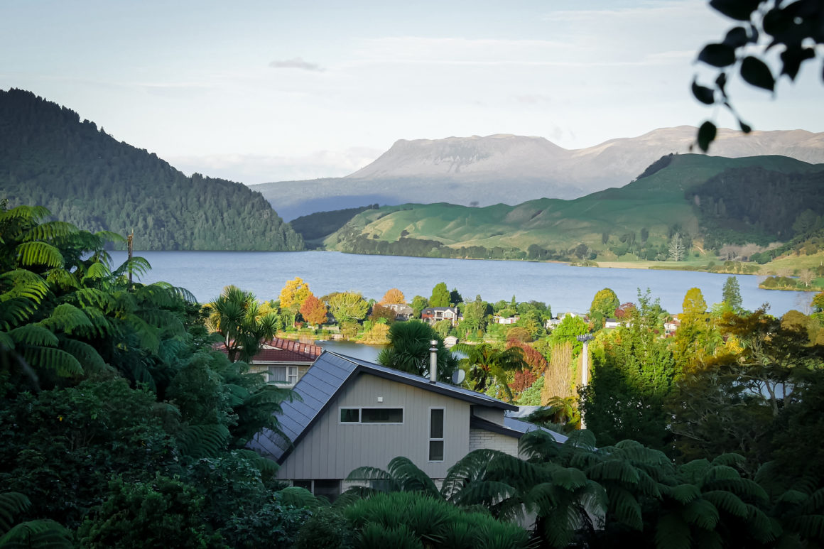 Rotorua sur l'île du Nord, Nouvelle-Zélande © Claire Blumenfeld