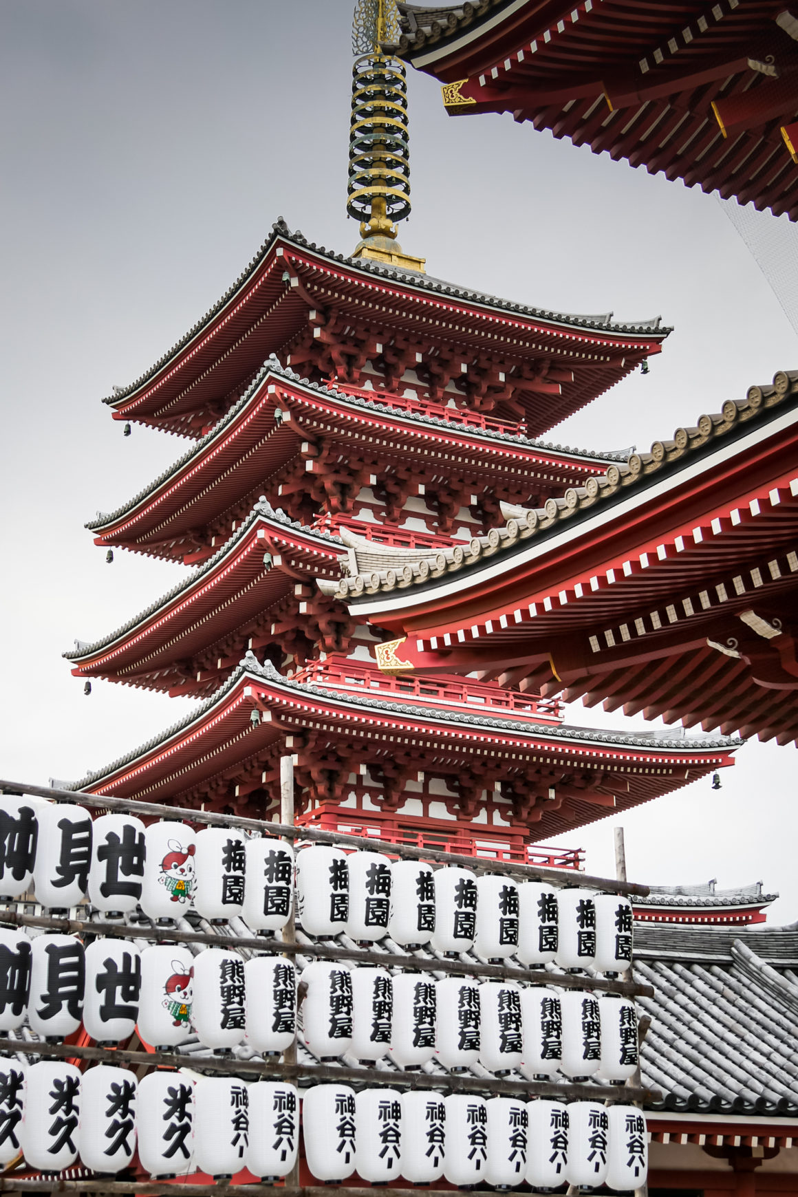 Asakusa in Tokyo, Honshu, Japan © Claire Blumenfeld