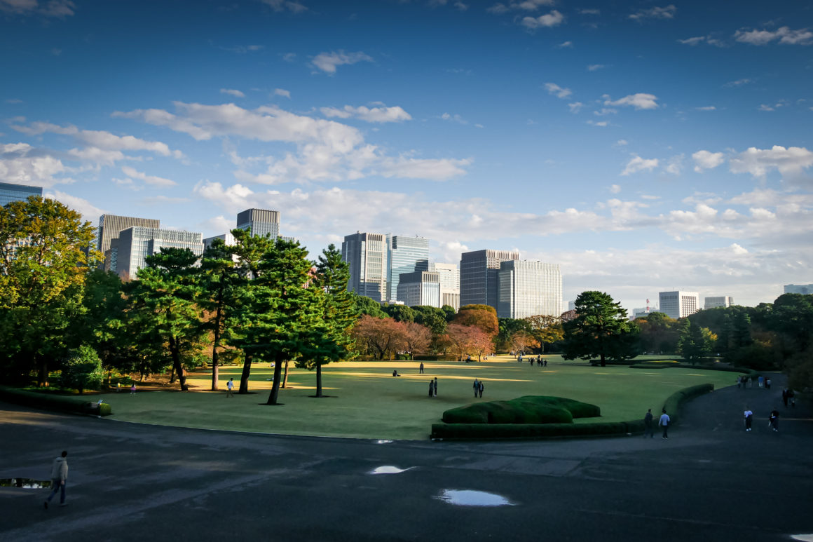 Marunouchi à Tokyo, Honshu, Japon © Claire Blumenfeld