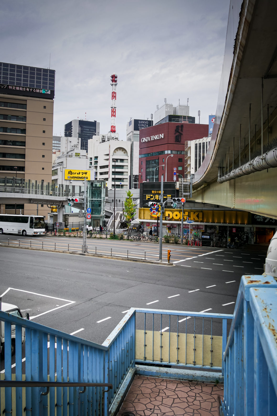 Minato in Tokyo, Honshu, Japan © Claire Blumenfeld