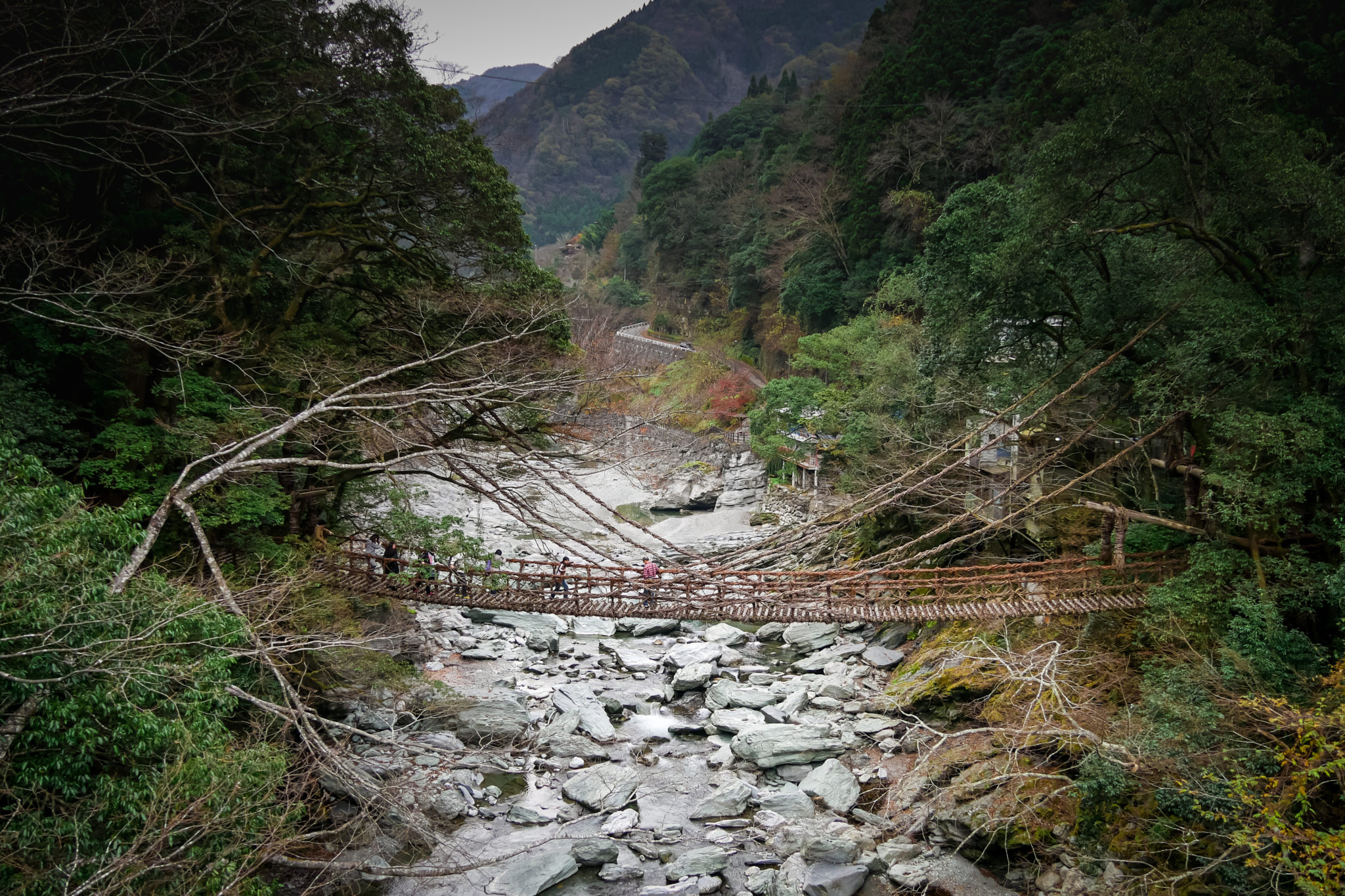 Vallée de l’Iya, Shikoku, Japon © Claire Blumenfeld