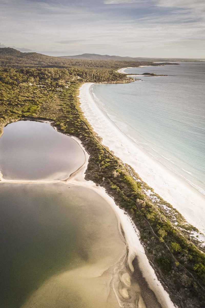 Binalong Bay seen from the sky in Tasmania © Claire B. - Please do not use without authorization
