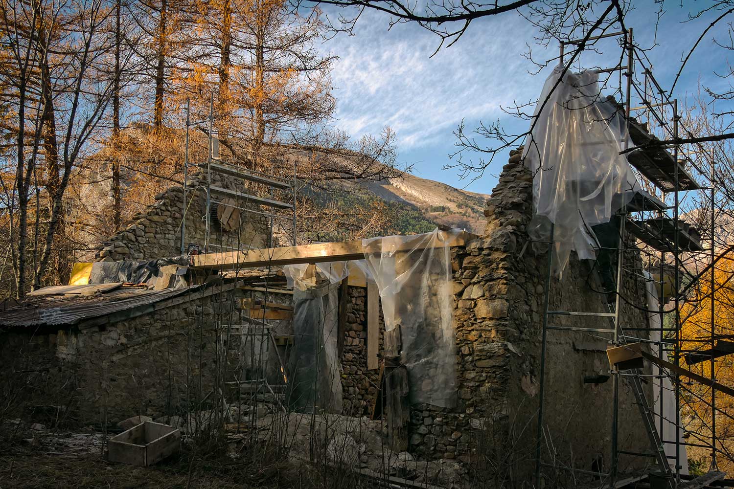 Rabou, Hautes-Alpes, France © Claire B. - Please do not use without authorization
